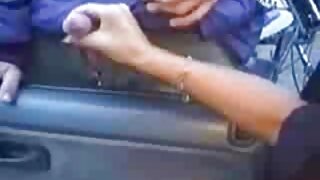 SEXY STRIPTEASE saka GORGOUES BABE