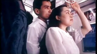 Teen girl nemu amba jago ing dheweke pus
