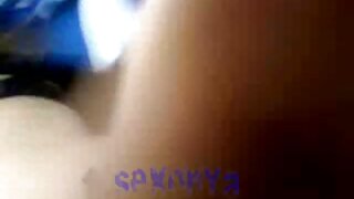 Nunggang dildo munggah lan mudhun